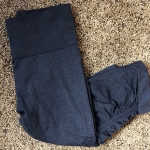 Size 6 Lululemon Crop